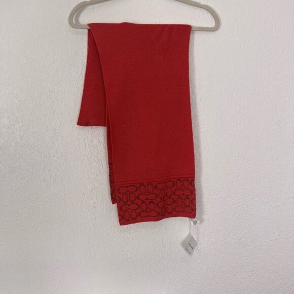 NWT Coach Dark Pink Knit Oblong Winter Scarf with Sparkle Logo Detail - Picture 1 of 11